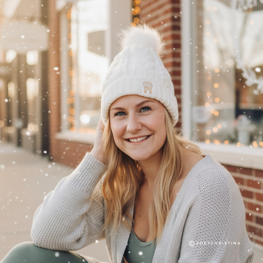 Dental Beanie – Plush Lined Winter Hat with Embroidered Tooth (Off-White)
