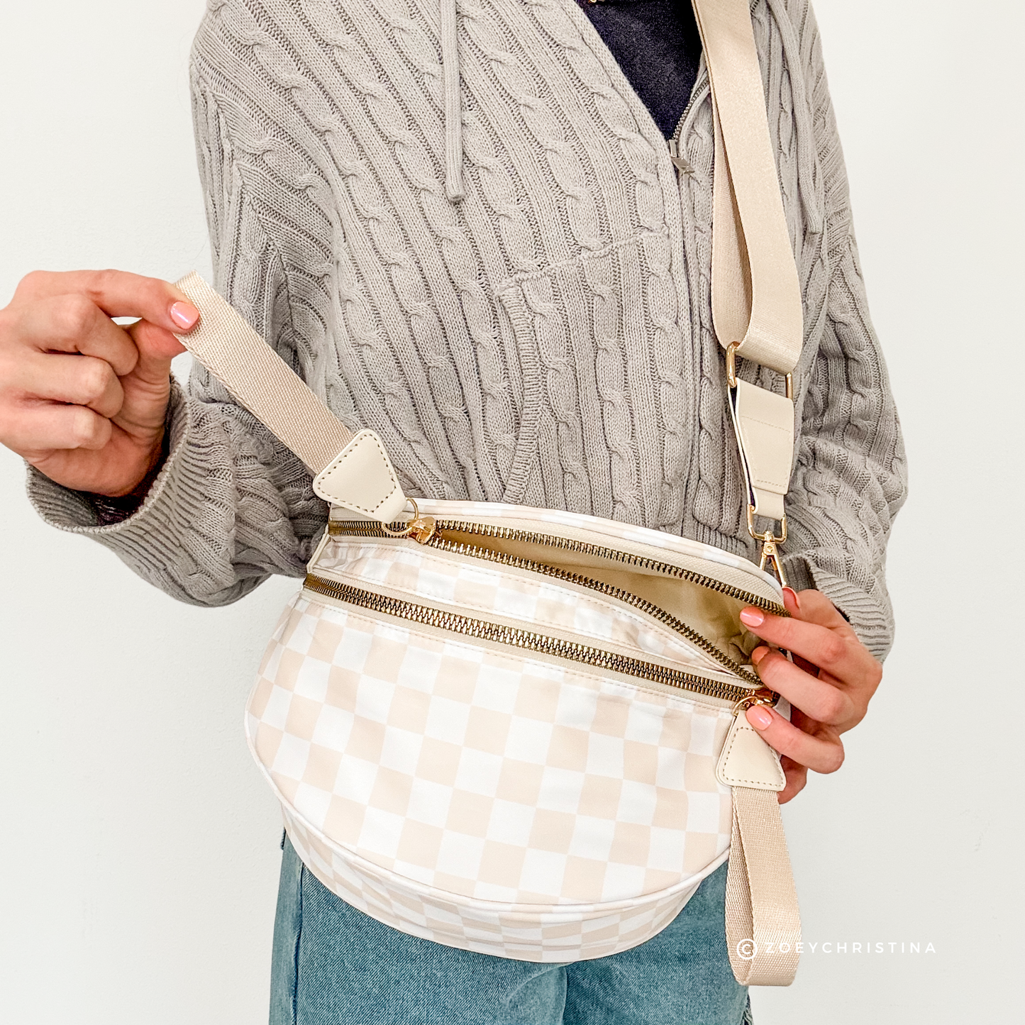 Chic & Spacious Checkered Crossbody Bag – 5 Glam Colors