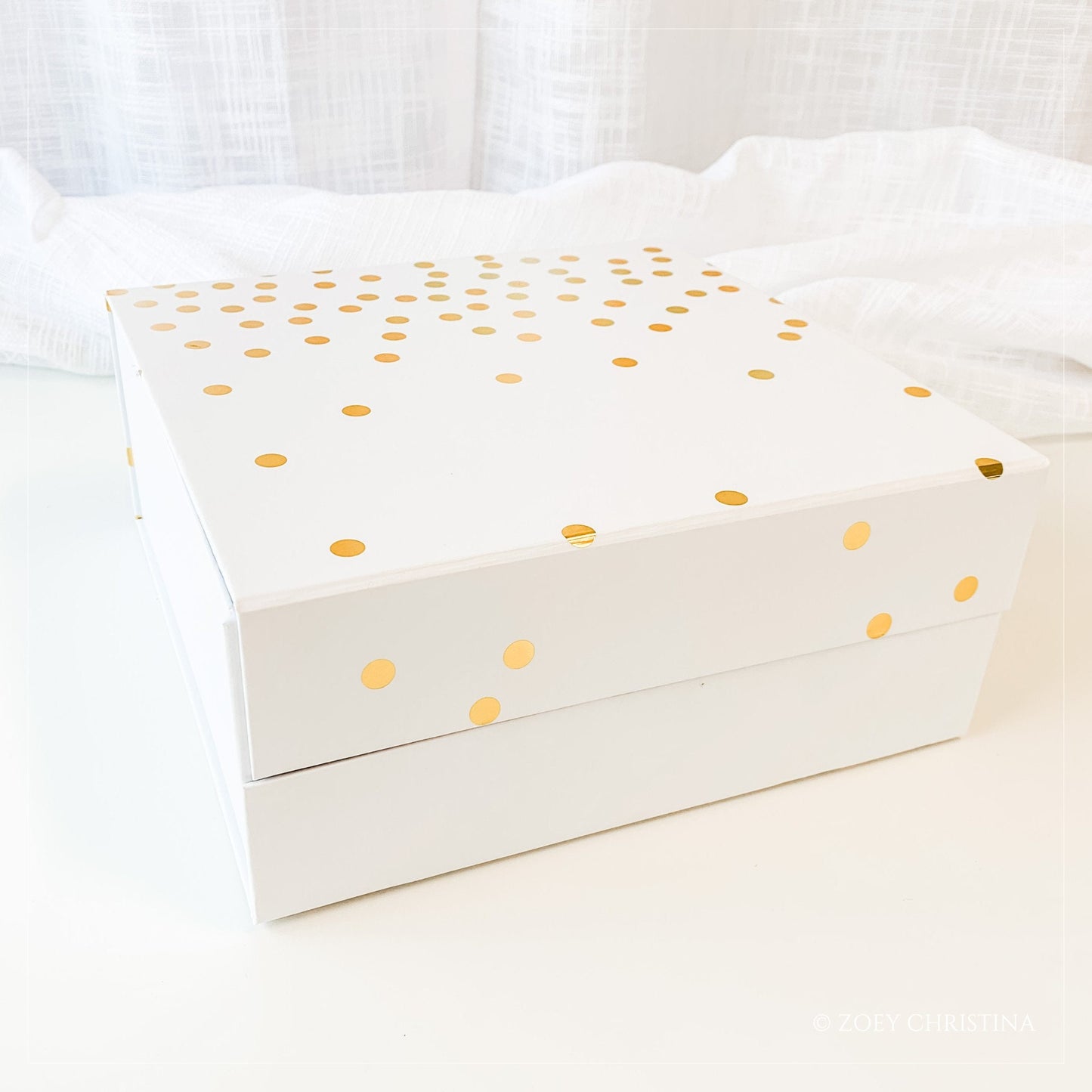 Empty gift boxes for women with lid, Gold Gift box for bridesmaid, Large gift box with magnetic lid, College student gift box ready to fill