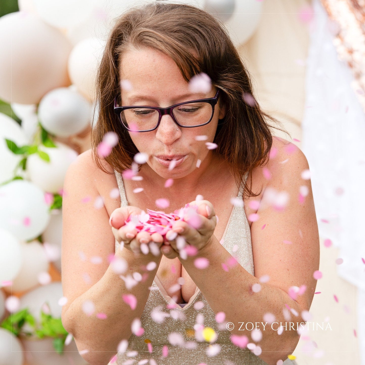 ✨ Pink, White & Gold Confetti Mix – 10g Party Decoration for Weddings & Showers