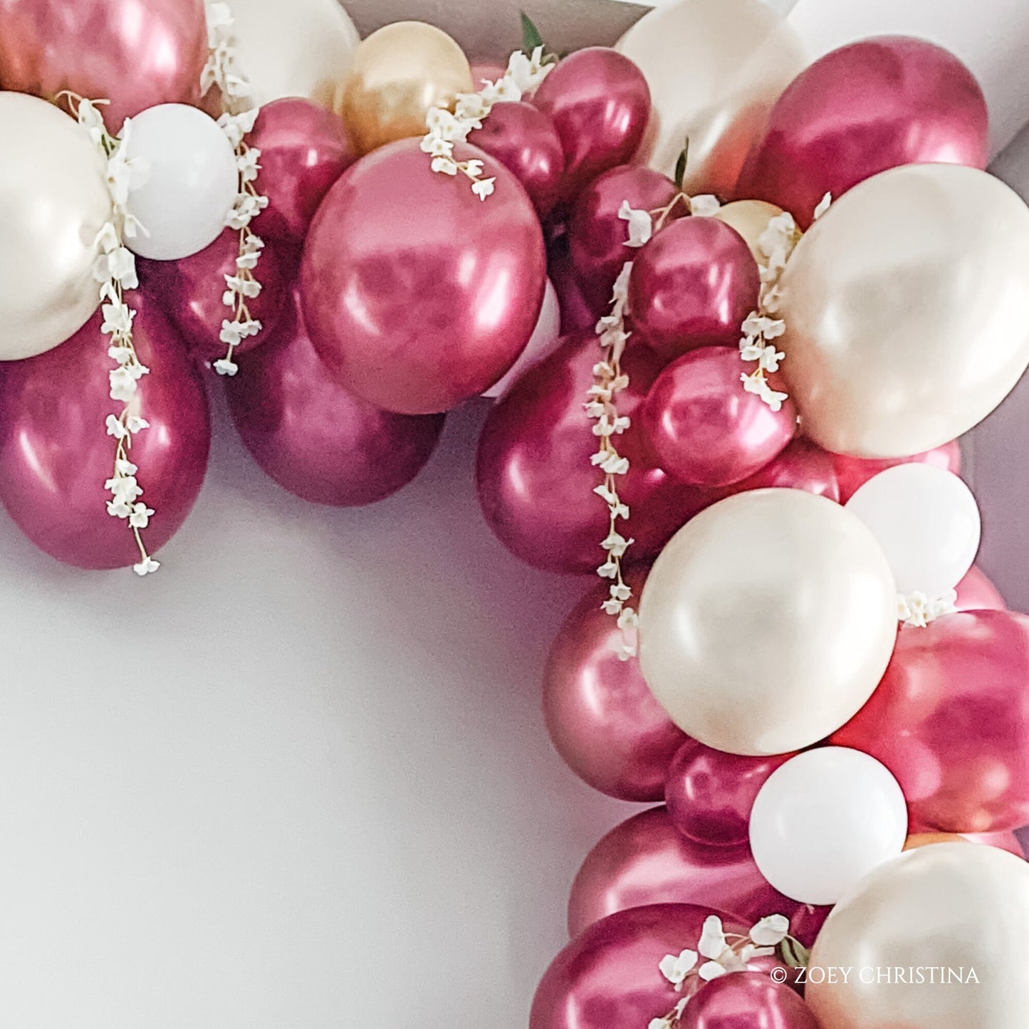 Luxury Red Balloon Arch – Chrome Red, Pearl White & Gold Party Decoration