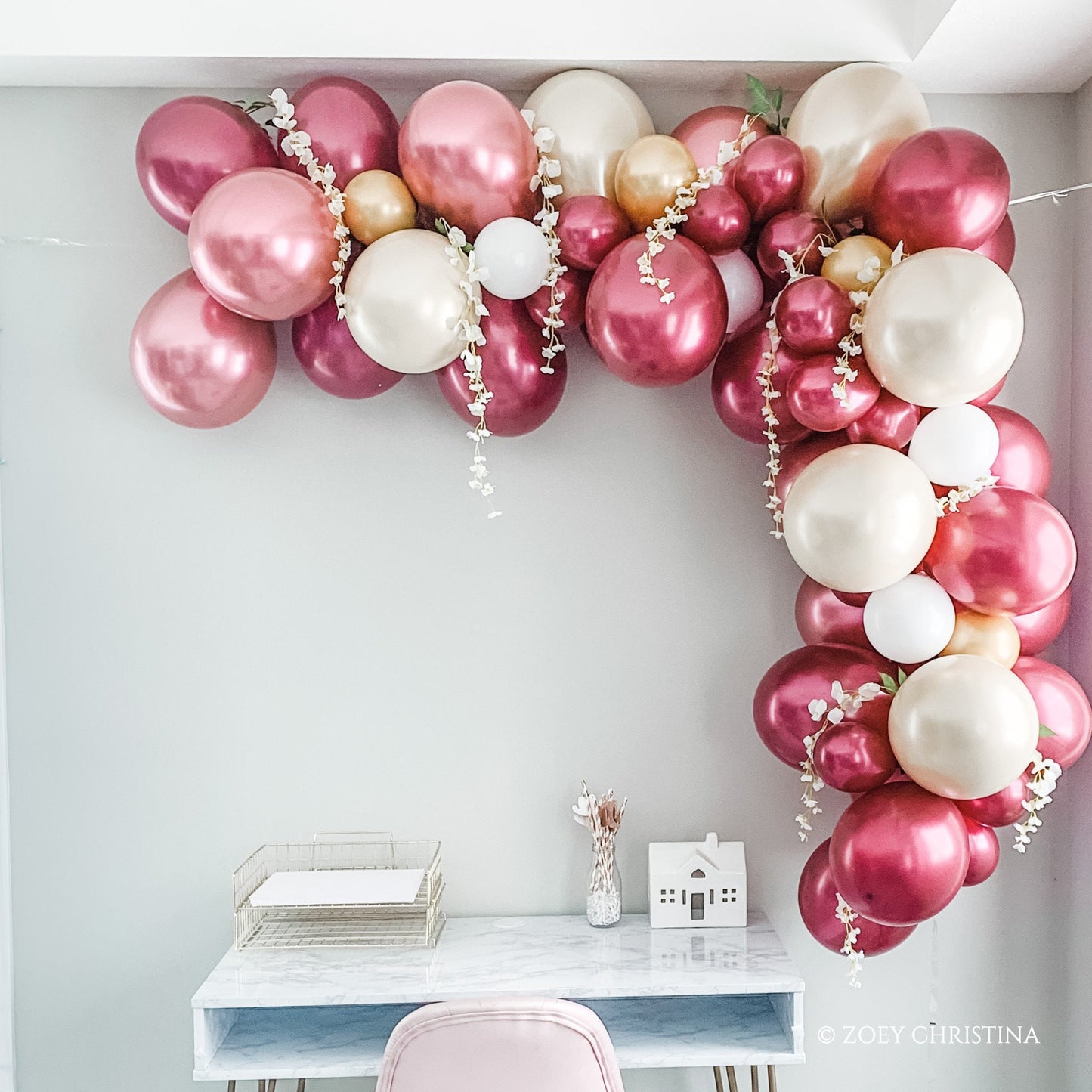 Luxury Red Balloon Arch – Chrome Red, Pearl White & Gold Party Decoration