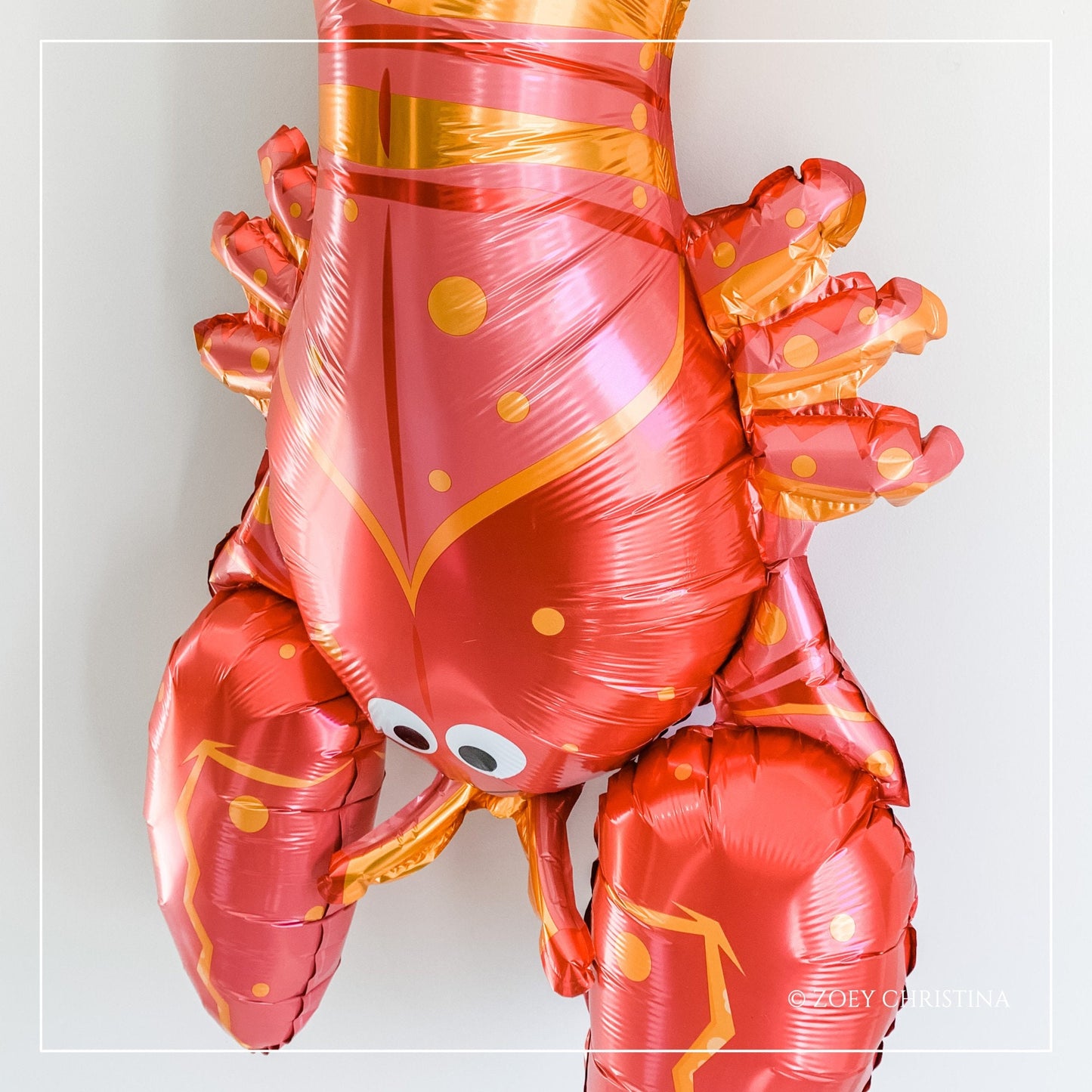 Seafood-Themed Foil Balloon – Red Lobster & Crawfish Balloon