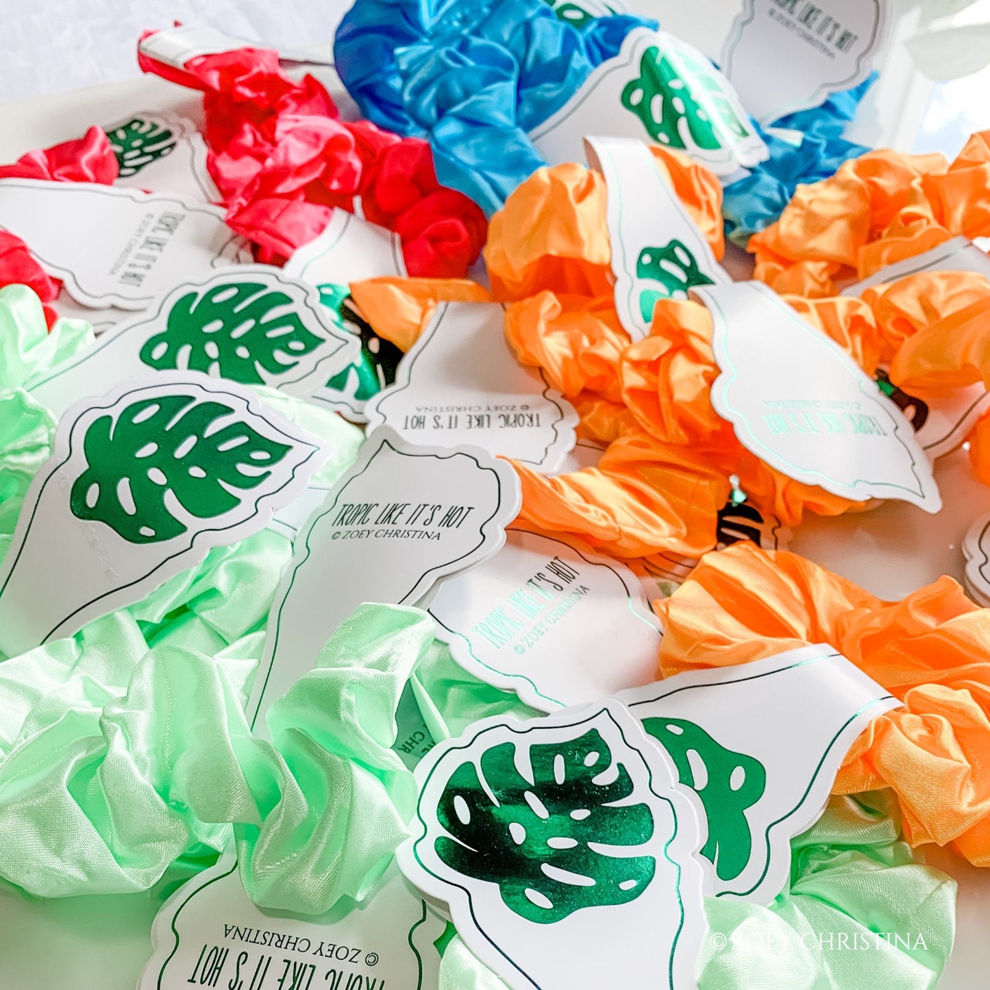 Tropical Hair Tie Favors – "Tropic Like It’s Hot" Palm Leaf Tag