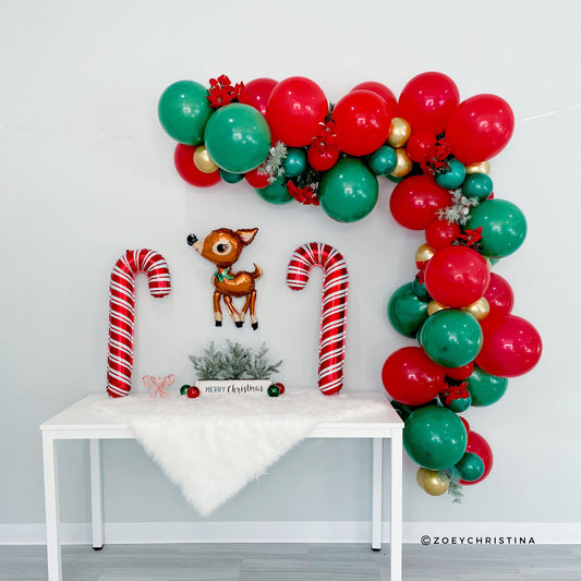 Christmas Balloon Garland β Santa-Themed & Holiday Party Supplies