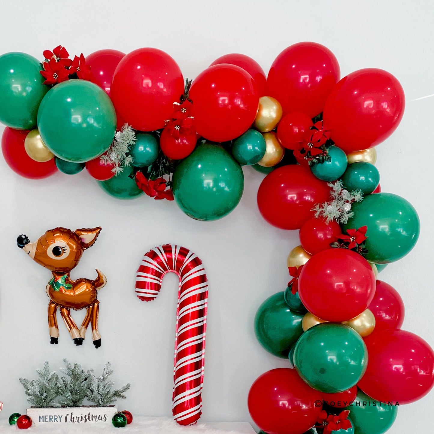 Christmas Balloon Garland – Santa-Themed & Holiday Party Supplies