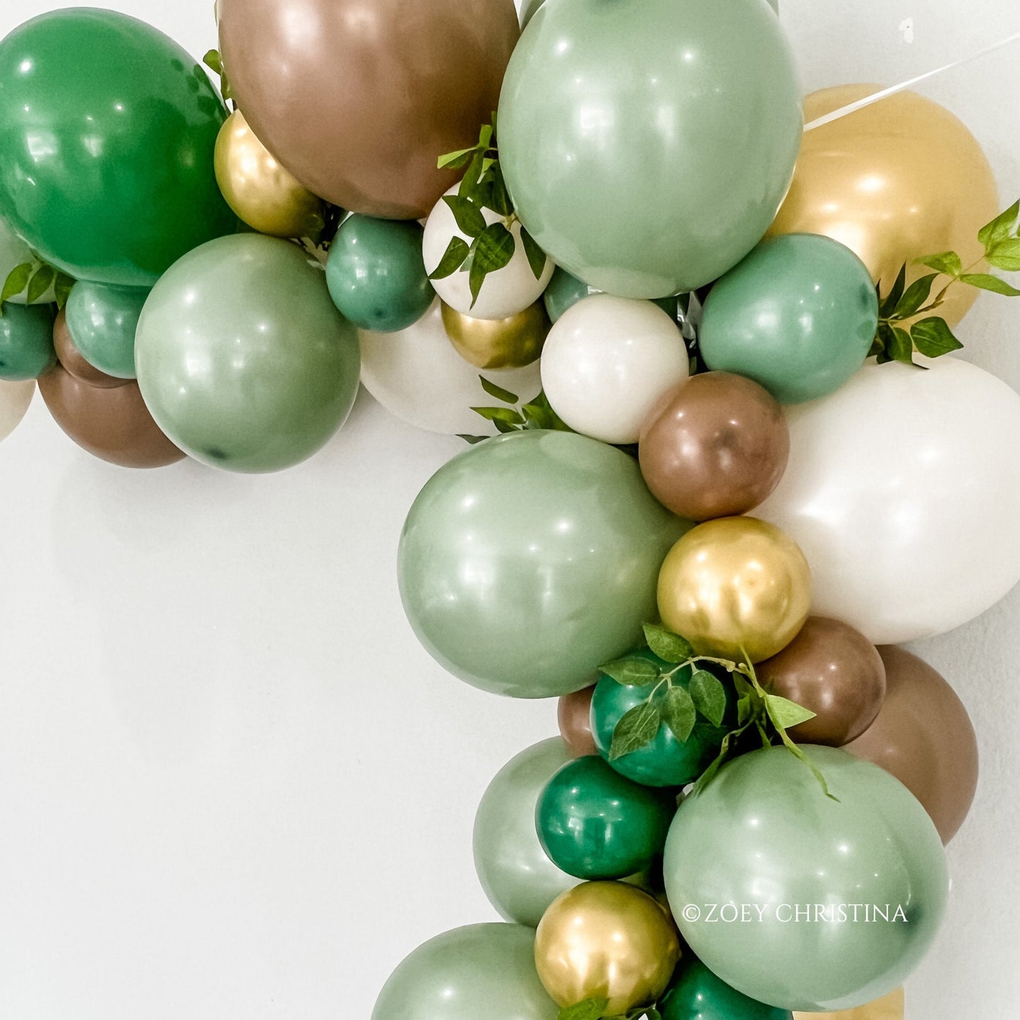 Outdoor Adventure Balloon Garland – Rustic Camping-Themed Party Arch for Bachelorette & Birthdays
