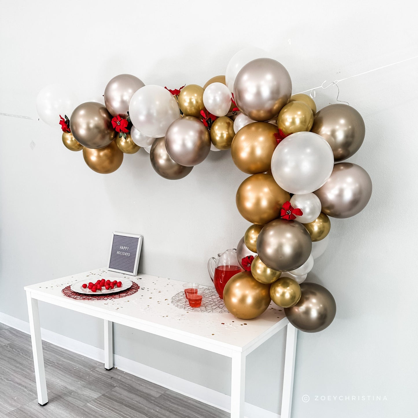 Luxury Holiday Balloon Garland – Champagne Gold & Winter Wedding Decor