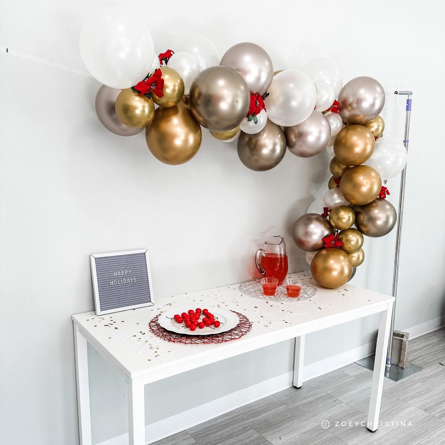 Luxury Holiday Balloon Garland – Champagne Gold & Winter Wedding Decor