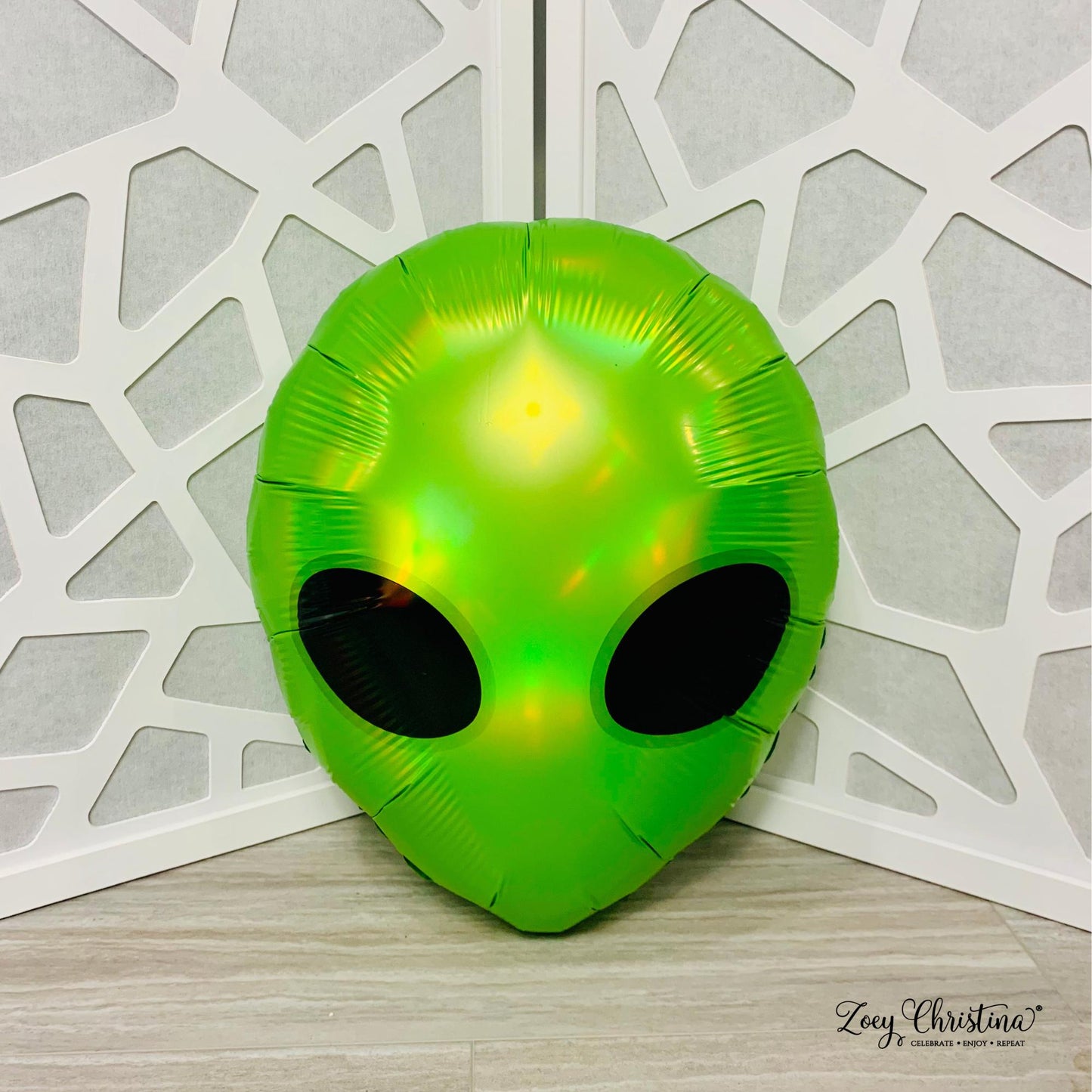 Extraterrestrial Alien Balloon – Sci-Fi, Glow Party & Halloween Decor