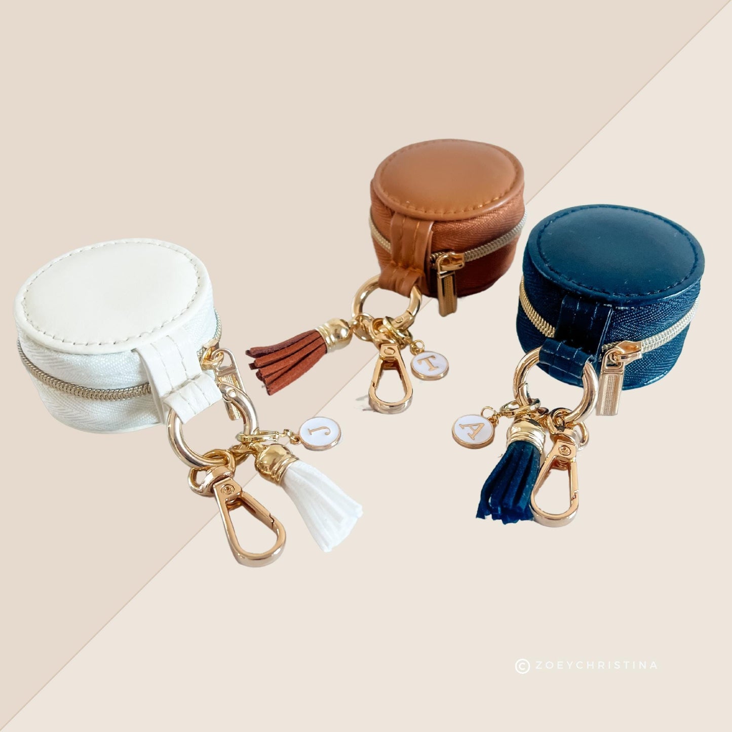 Mini Jewelry Box Keychain for Nurses – Scrub Life Ring Holder, Pocket-Sized Earring Case, Small Gum or Pill Box, Medical Shift Essential