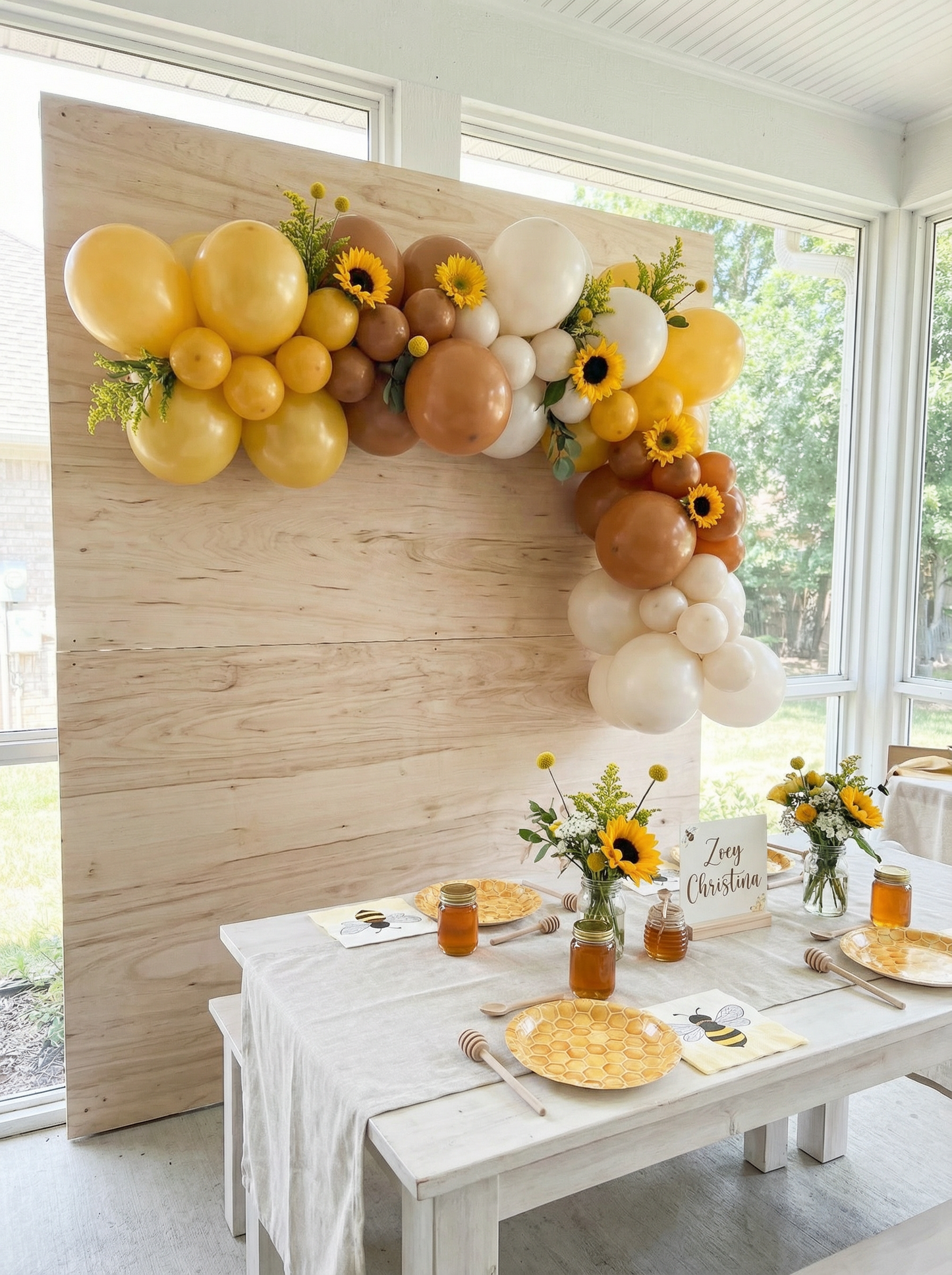 Honeycomb Delight Balloon Garland Kit – Deep Yellow, Brown & Sand Bee Party Decor
