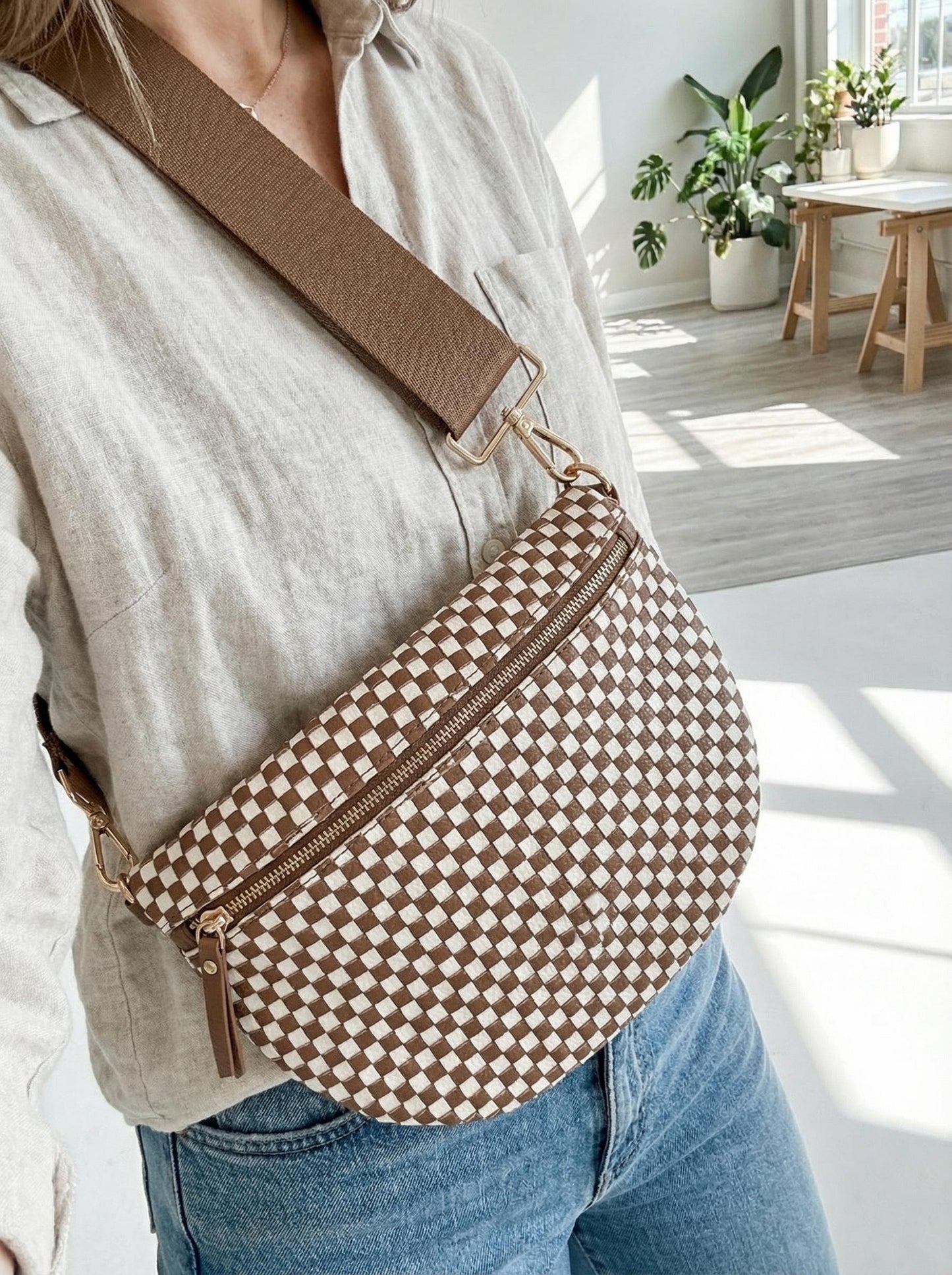 Brown Woven Crossbody Bag: Bridesmaid Gift Purse, Neutral Faux Leather Everyday style