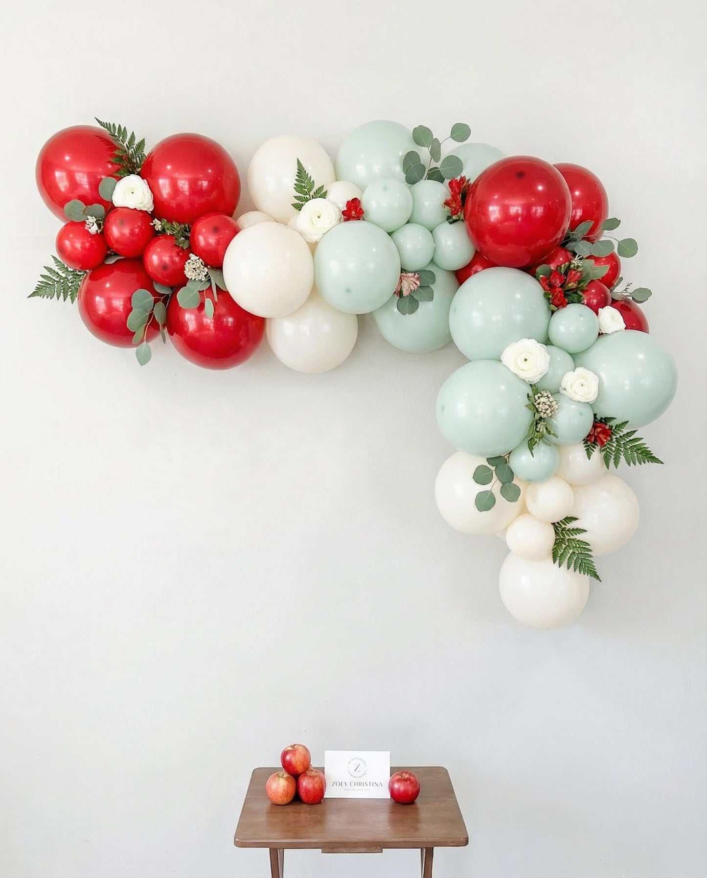 Big Apple Balloon Garland Kit | NYC Party, Apple Theme & Fall Harvest Decor