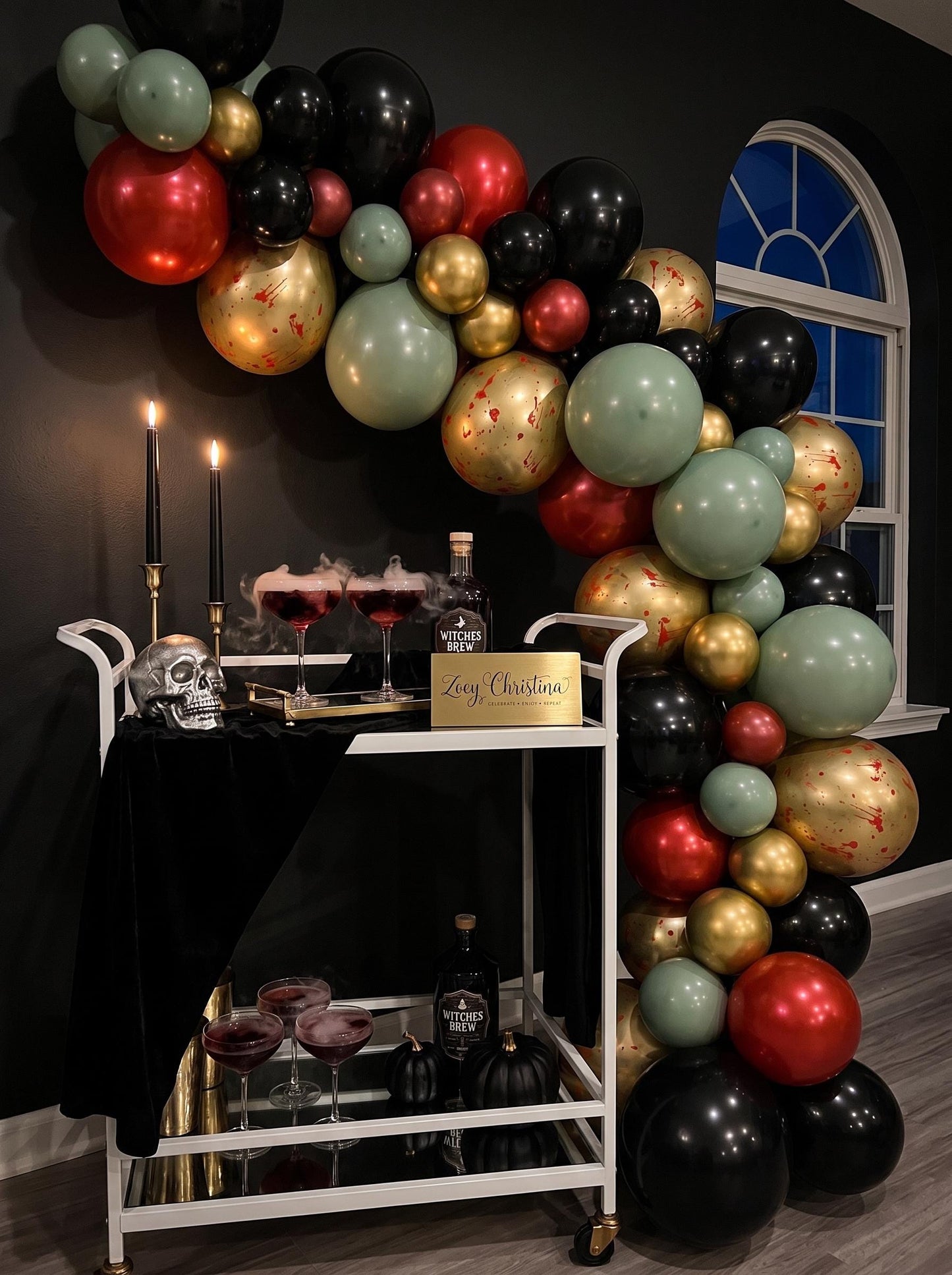 Slasher Halloween Balloon Garland Kit: Murder Mystery Halloween Decorations