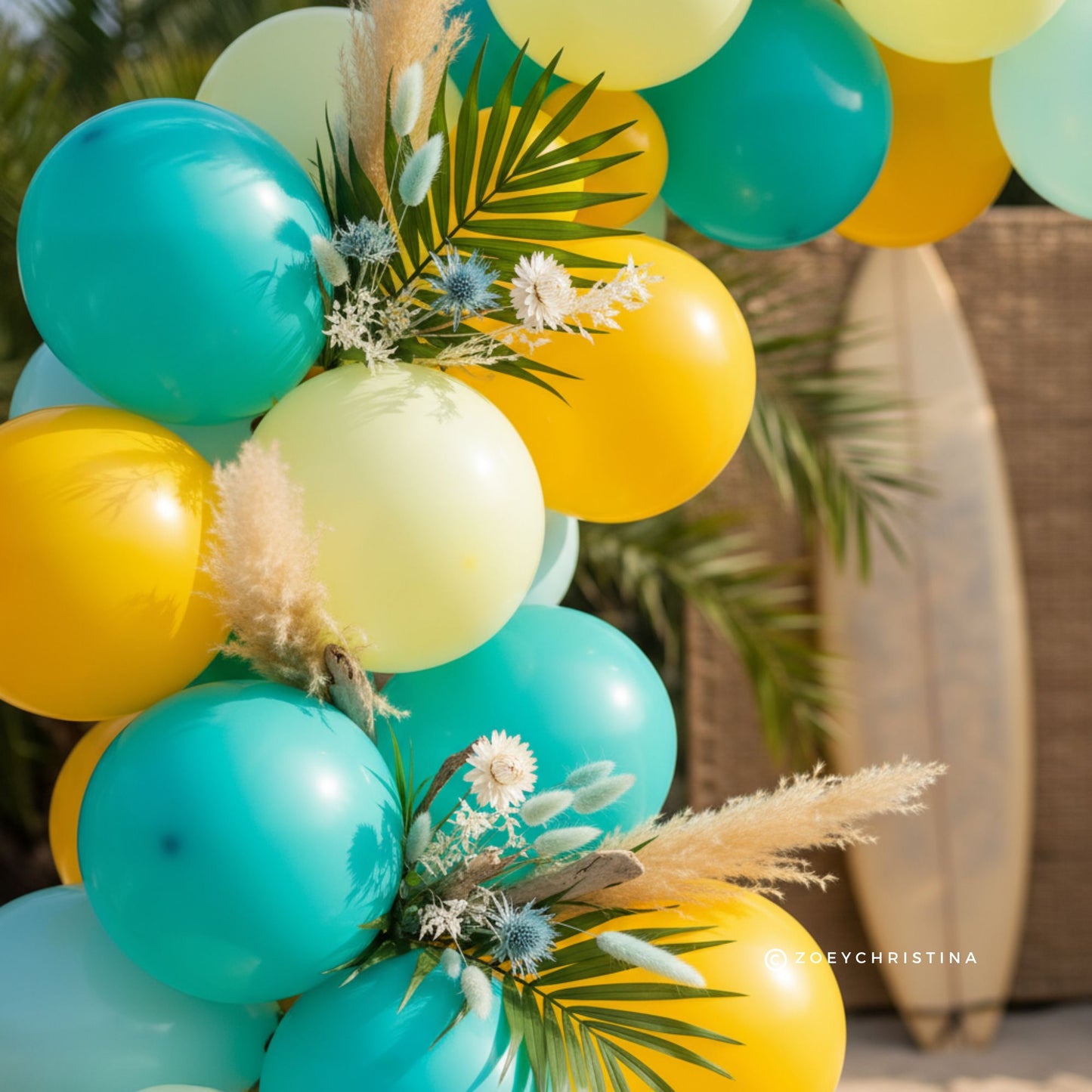Beachy Balloon Garland – Summer Party Decor with Cool Coastal Colors